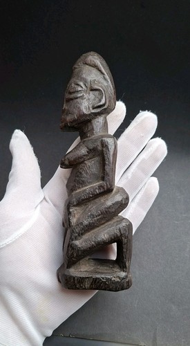 Antike afrikanische holzfigur - antike,